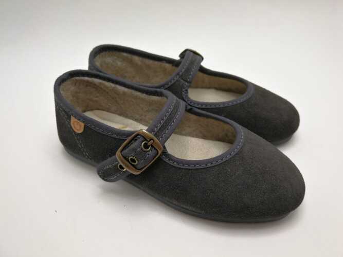 propiedad Elaborar Oscurecer Zapato mercedes LA CADENA gris oscuro | Tienda Online de Calzado Infantil